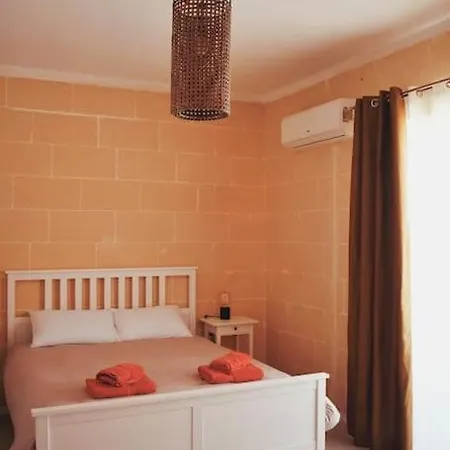 Appartamento Seaview 2-bedroom In *
