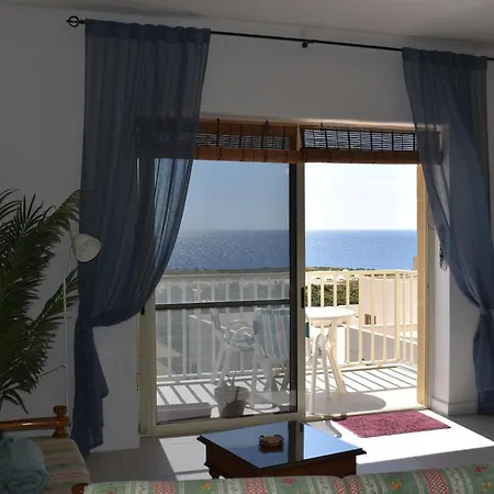 Seaview 2-bedroom In Appartement Xlendi
