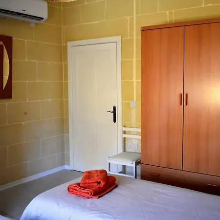 Appartamento Seaview 2-bedroom In *