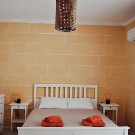 Seaview 2-bedroom In *