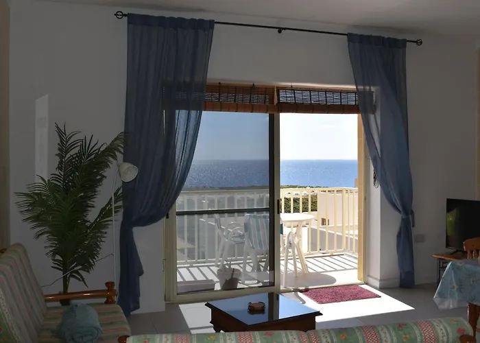 Seaview 2-bedroom In アパート クレンディ